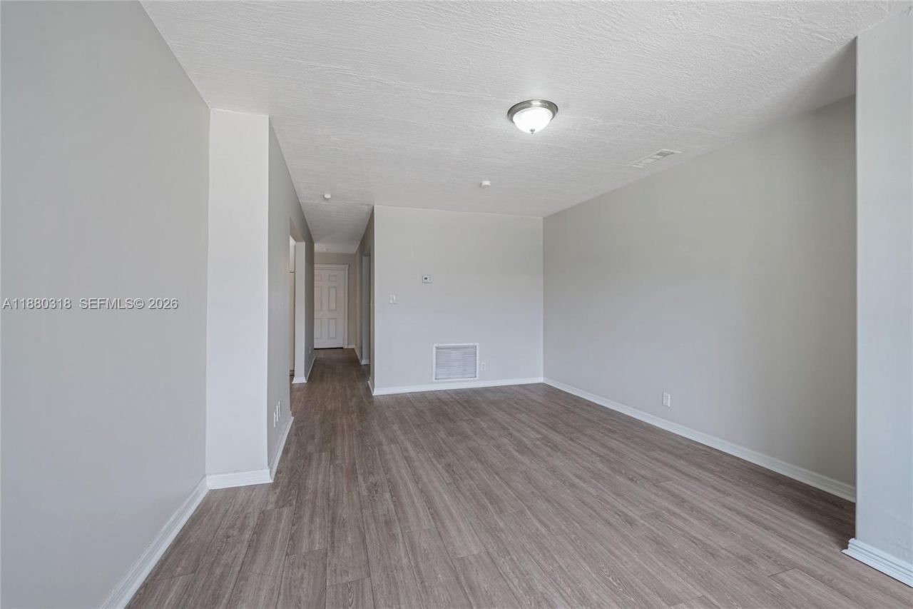 1000 NW 17th Ave, Boca Raton, FL 33486 Photo