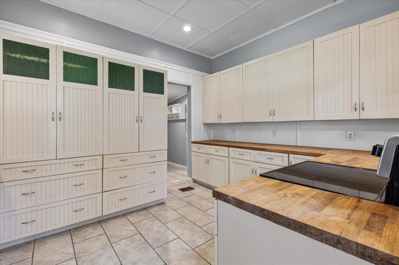 802 N Quincy Street, Perry, FL 32347 Photo