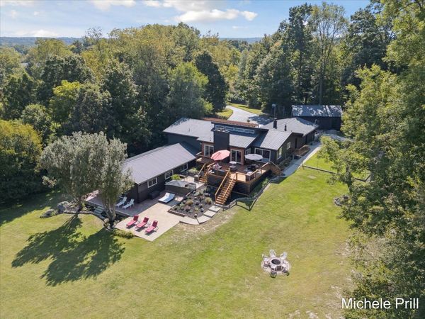 9877 Brumm River Drive, Nashville, MI 49073