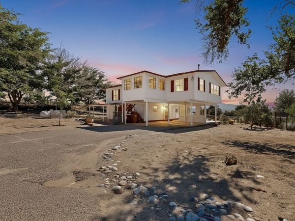 618 RECLINING ACRES Road, Corrales, NM 87048