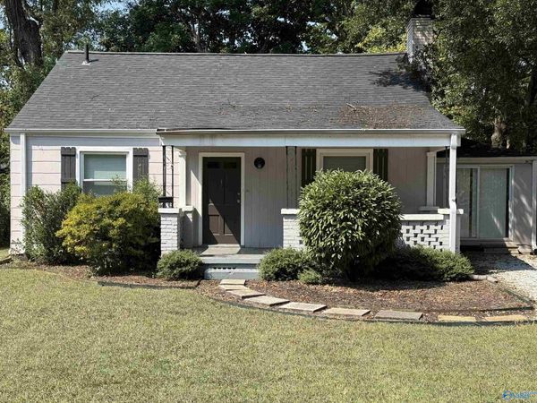 2004 Sewanee Road, Huntsville, AL 35801