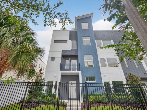 536 DR. MARTIN LUTHER KING JR STREET S, ST PETERSBURG, FL 33701