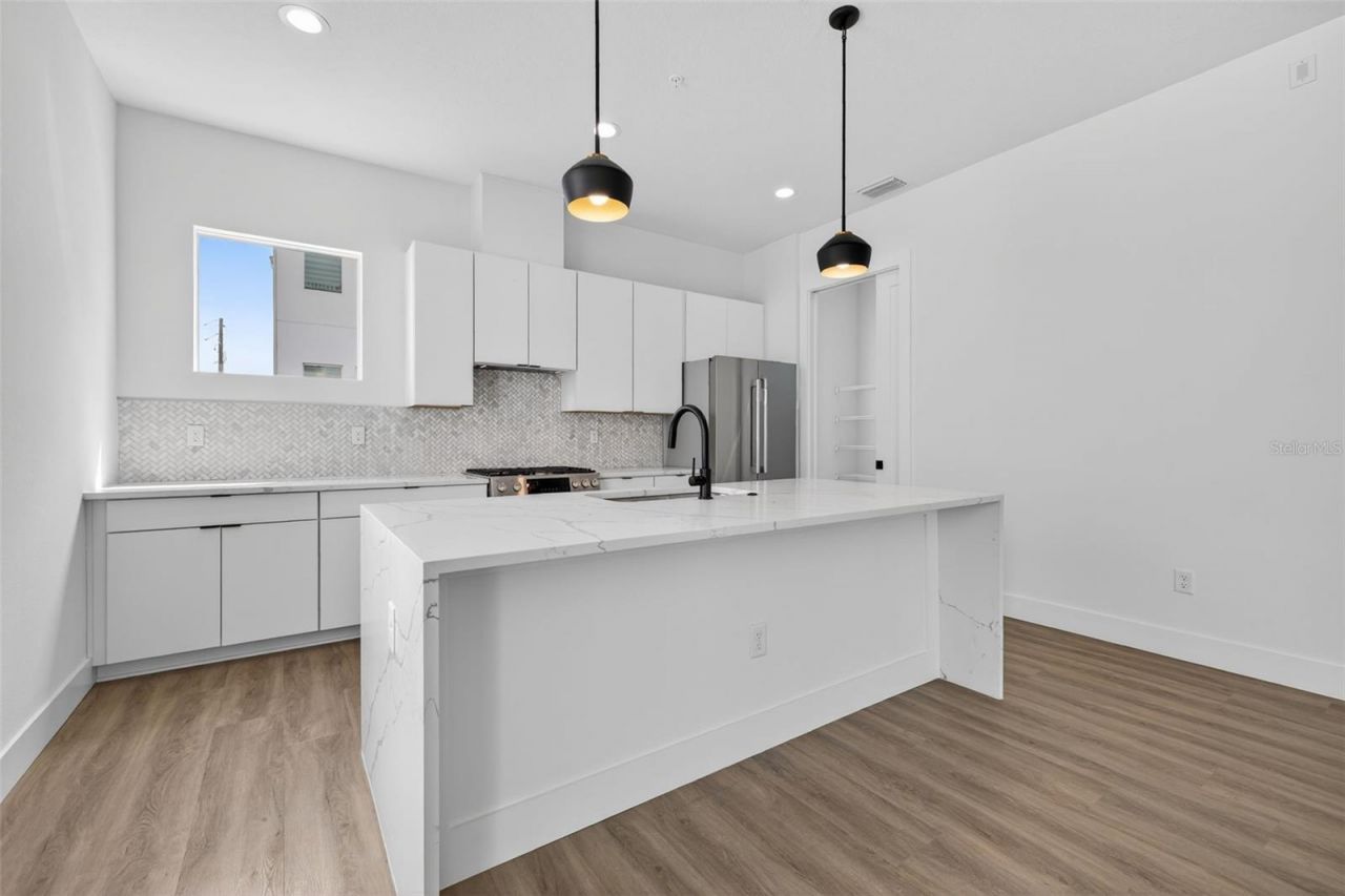 536 Dr. Martin Luther King Jr Street S, Saint Petersburg, FL 33701 Photo