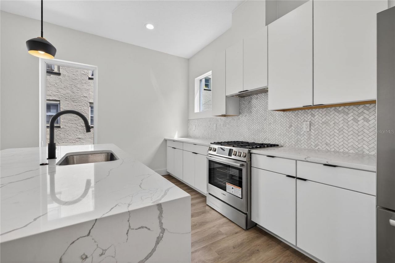 536 Dr. Martin Luther King Jr Street S, Saint Petersburg, FL 33701 Photo