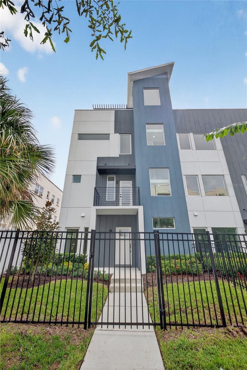 536 Dr. Martin Luther King Jr Street S, Saint Petersburg, FL 33701 Photo