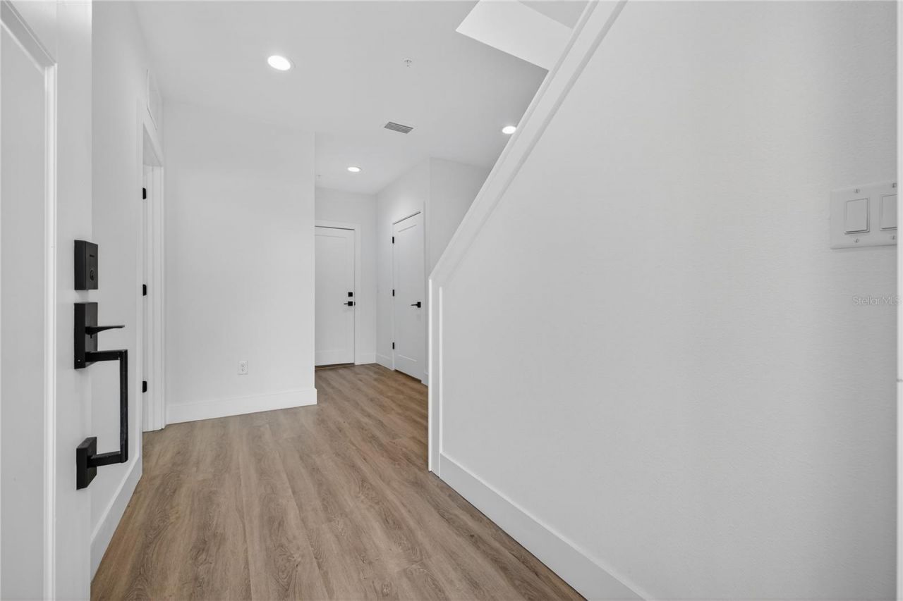 536 Dr. Martin Luther King Jr Street S, Saint Petersburg, FL 33701 Photo