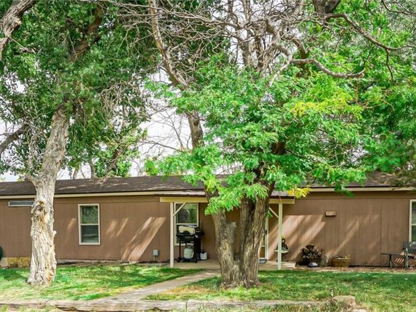 301 W Ryus Avenue , La Veta, CO 81055