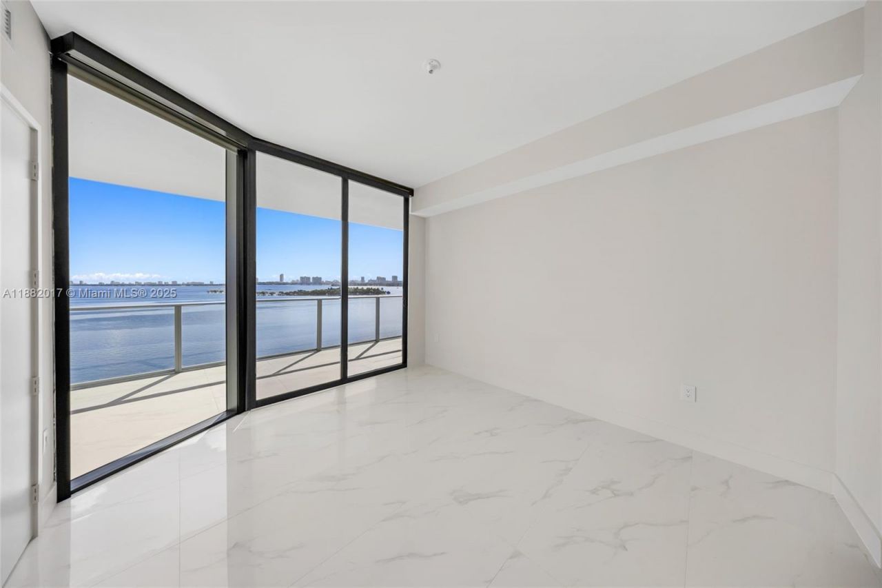 700 NE 24, Unit 502, Miami, FL 33137 Photo