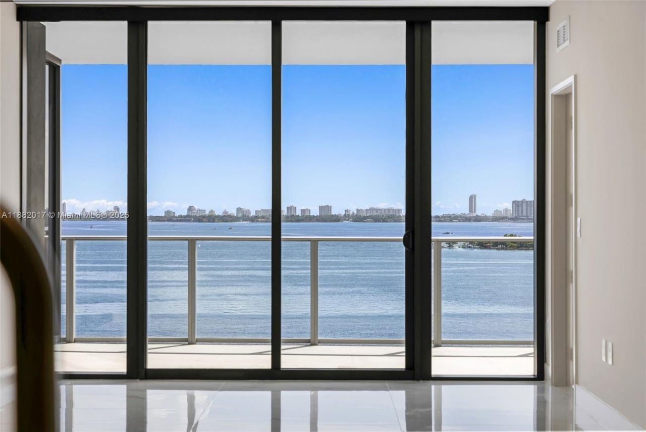 700 NE 24, Unit 502, Miami, FL 33137 Photo