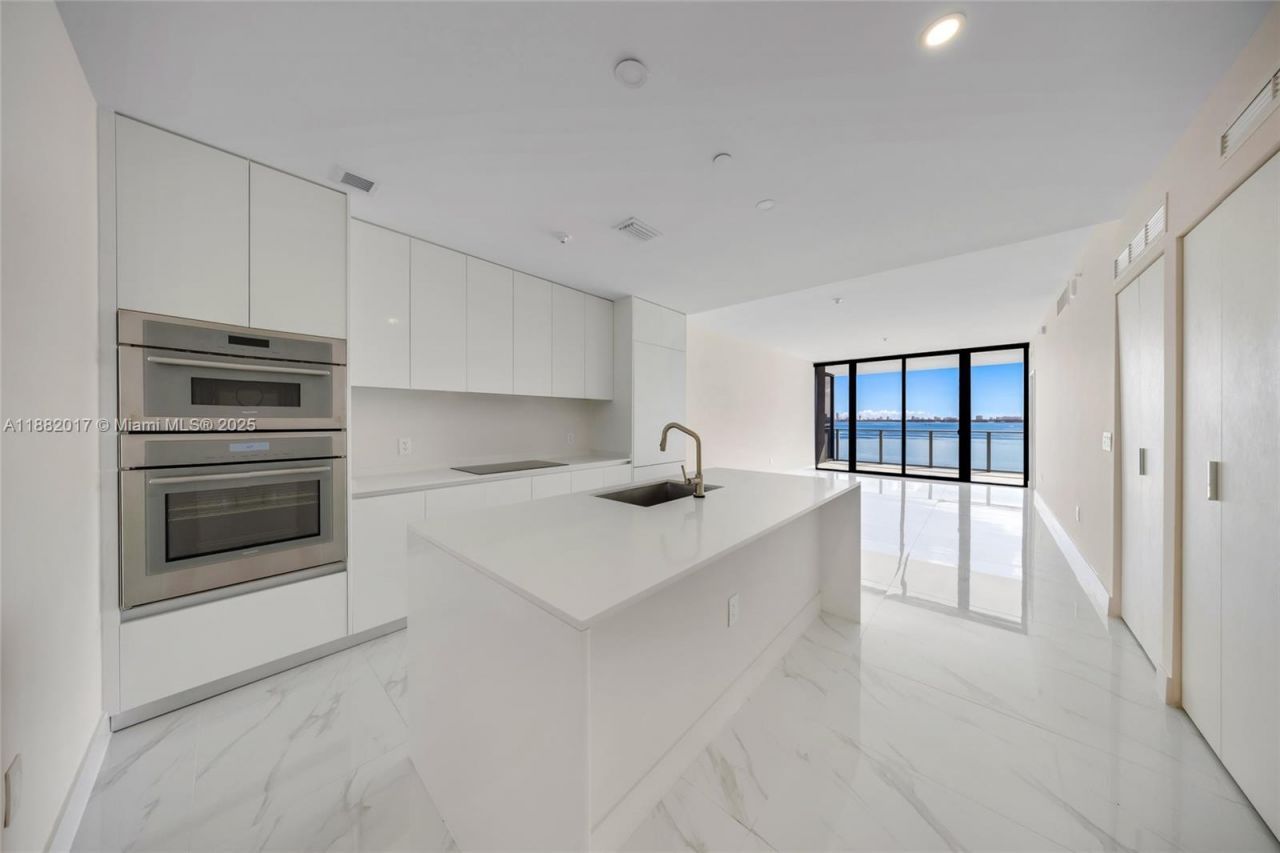 700 NE 24, Unit 502, Miami, FL 33137 Photo