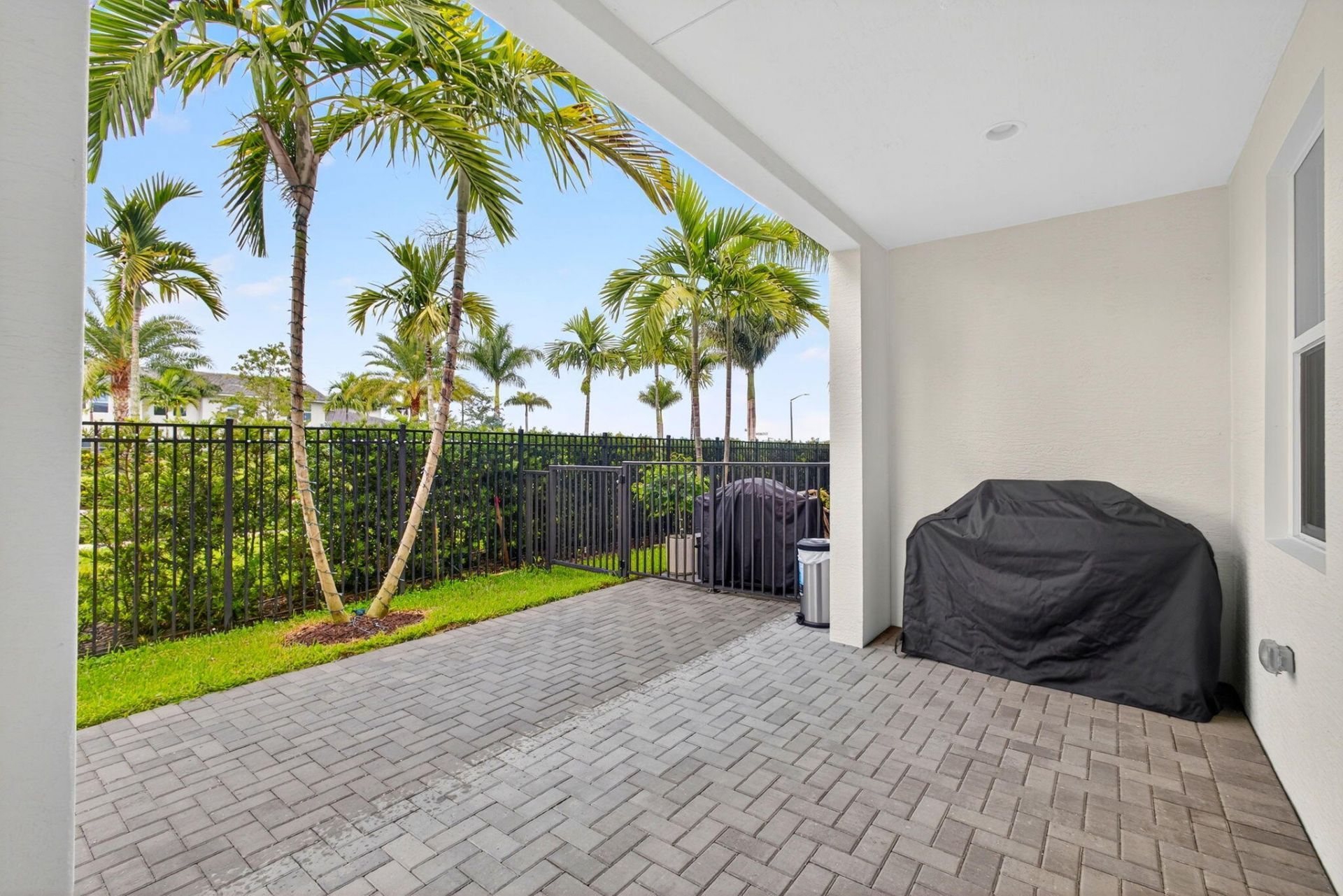 16131 Oakview Drive, Westlake, FL 33470 Photo
