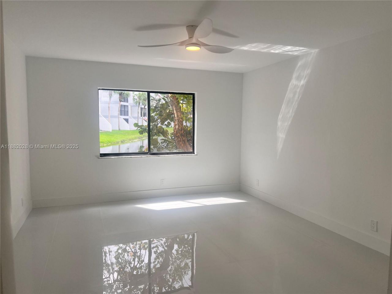 16168 Laurel Dr, Unit 101, Weston, FL 33326 Photo