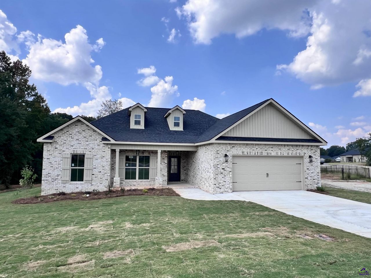 112 Lighterknot Trail, Perry, GA 31069 Main Photo