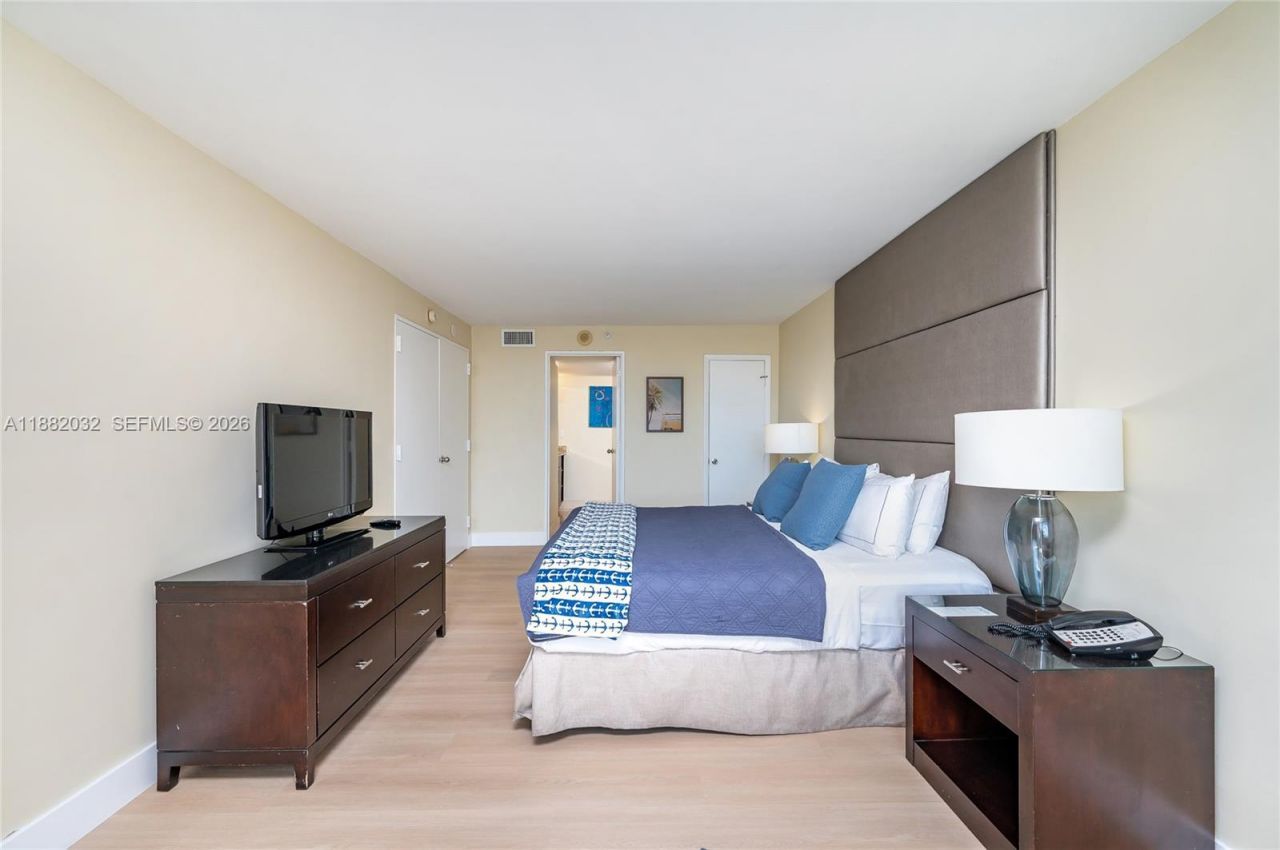 2670 E Sunrise Blvd, Unit 724, Fort Lauderdale, FL 33304 Photo