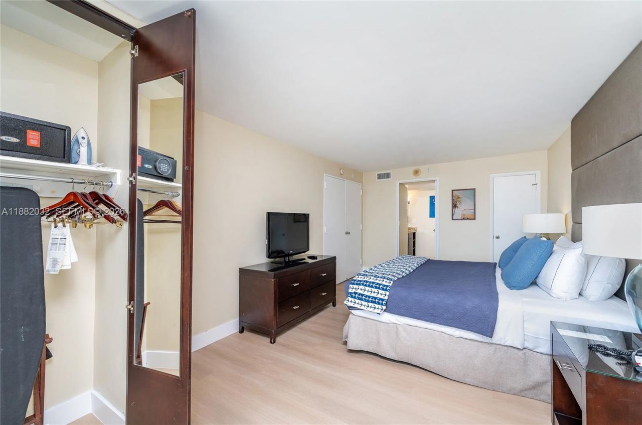 2670 E Sunrise Blvd, Unit 724, Fort Lauderdale, FL 33304 Photo