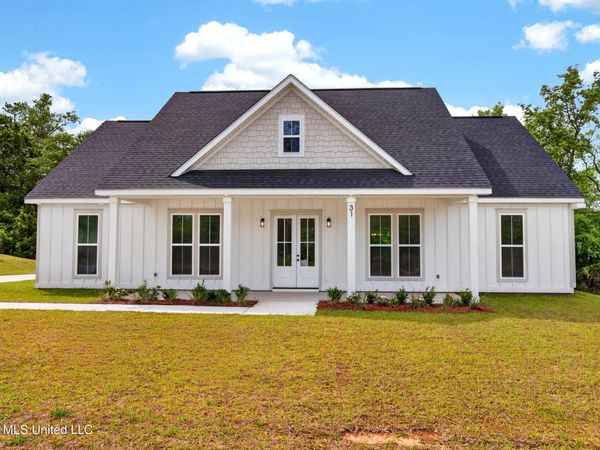 31 Shadow Wood Drive, McHenry, MS 39561