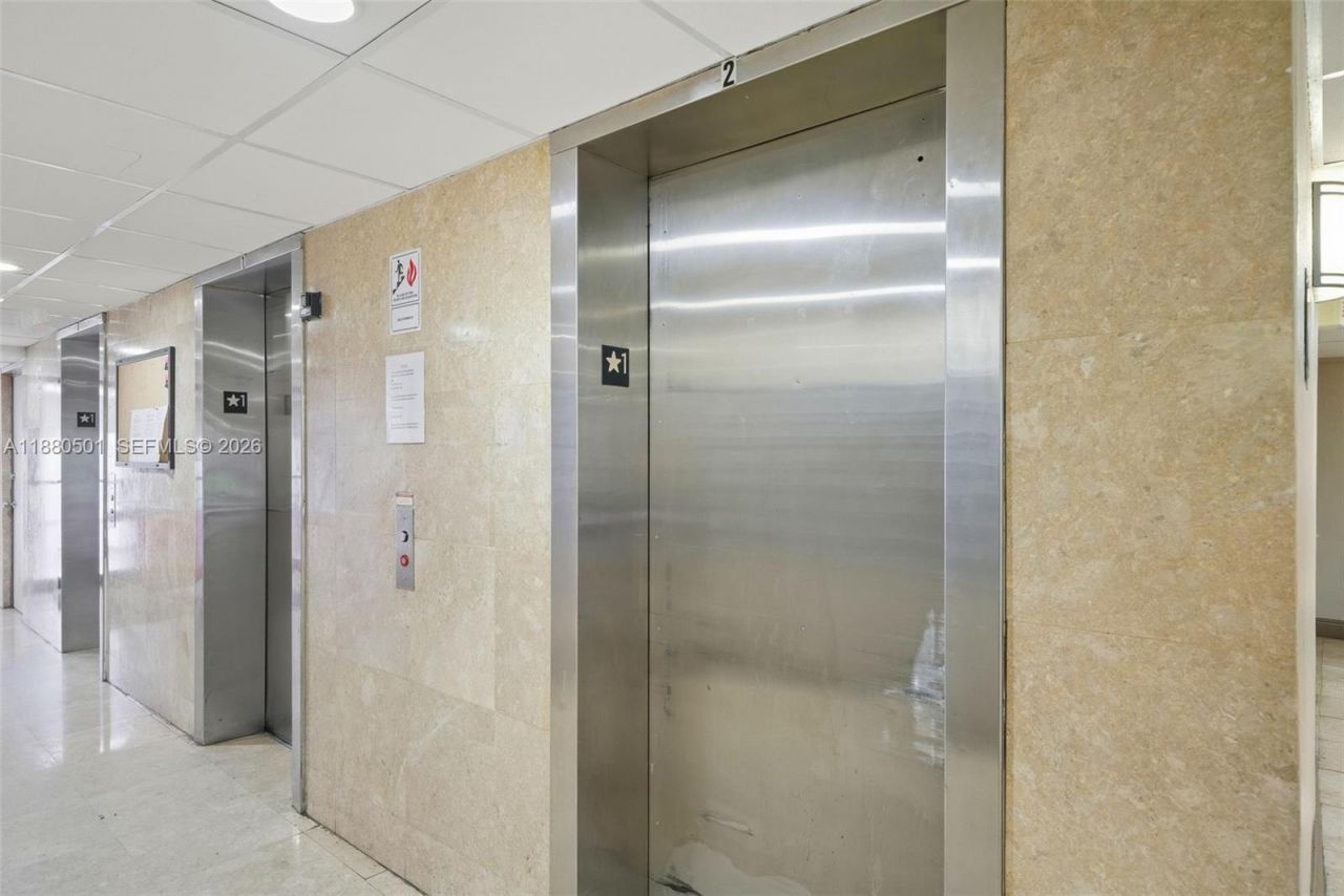 1805 Sans Souci Blvd, Unit 334, North Miami, FL 33181 Photo