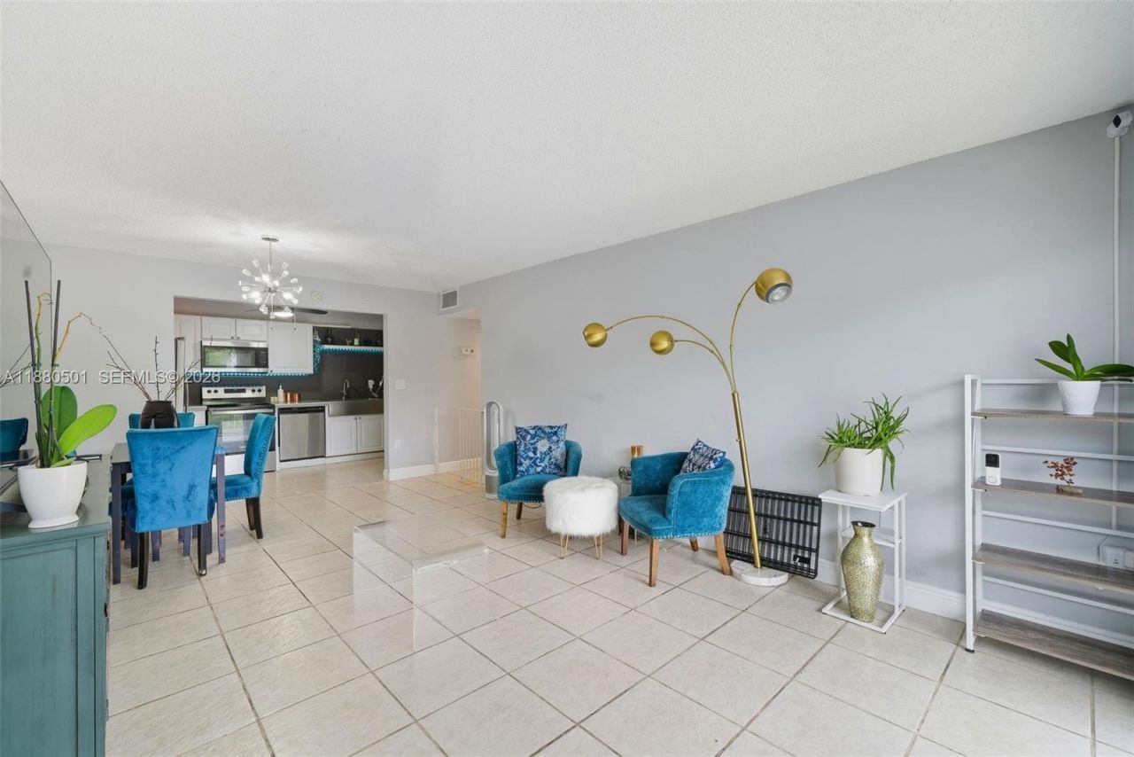1805 Sans Souci Blvd, Unit 334, North Miami, FL 33181 Photo