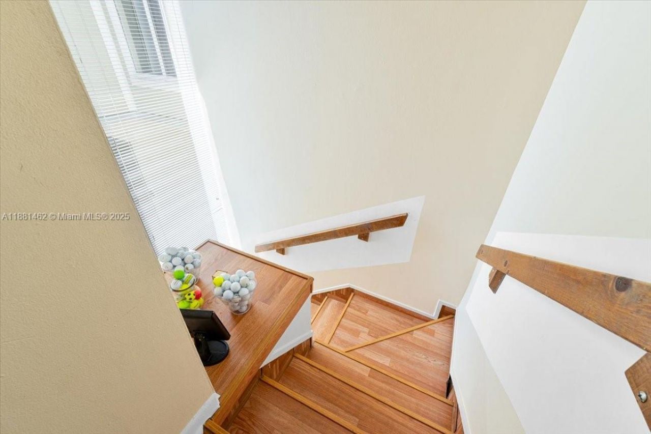 8105 Lagos De Campo Blvd, Unit J-2, Tamarac, FL 33321 Photo