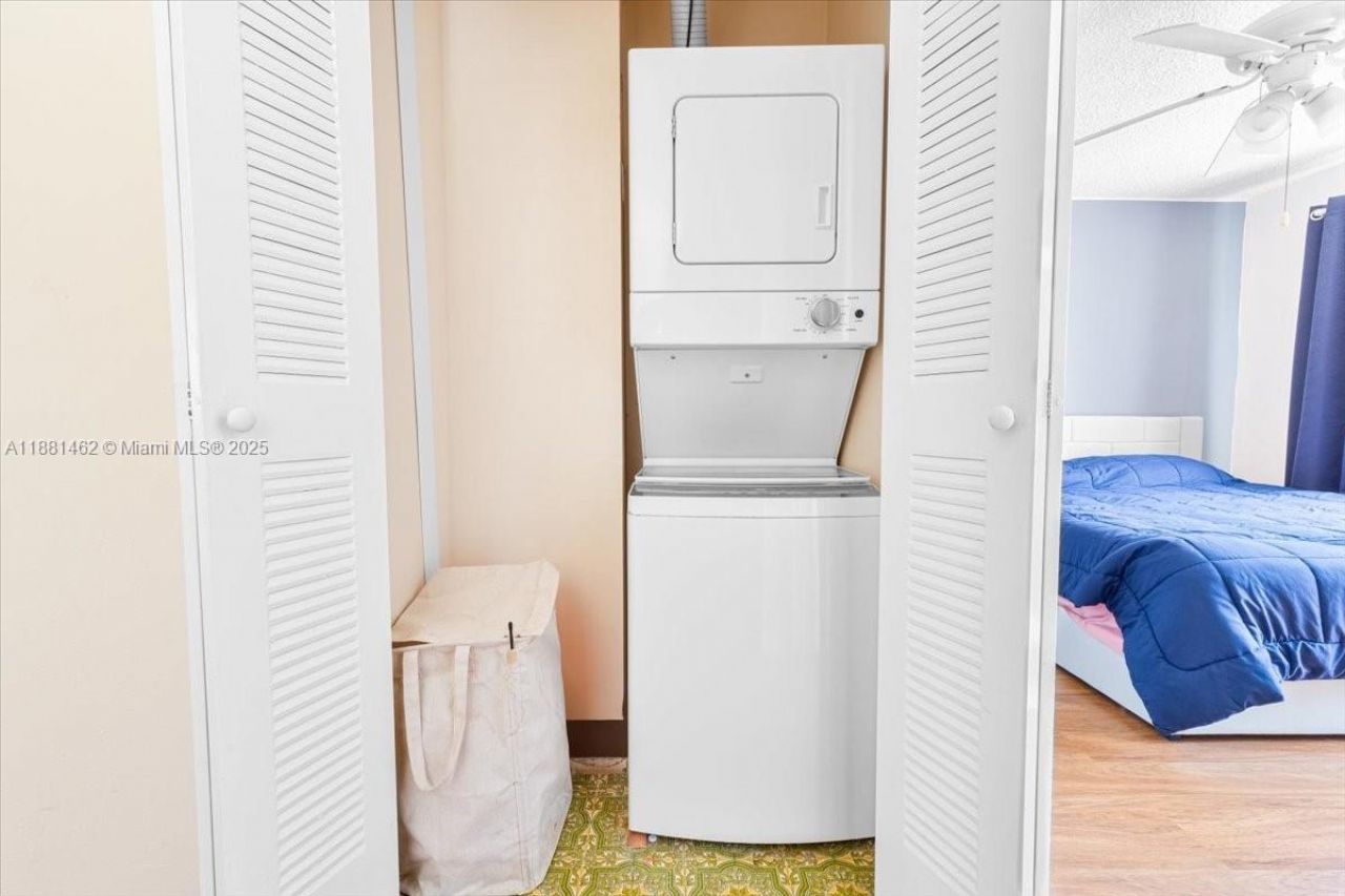 8105 Lagos De Campo Blvd, Unit J-2, Tamarac, FL 33321 Photo