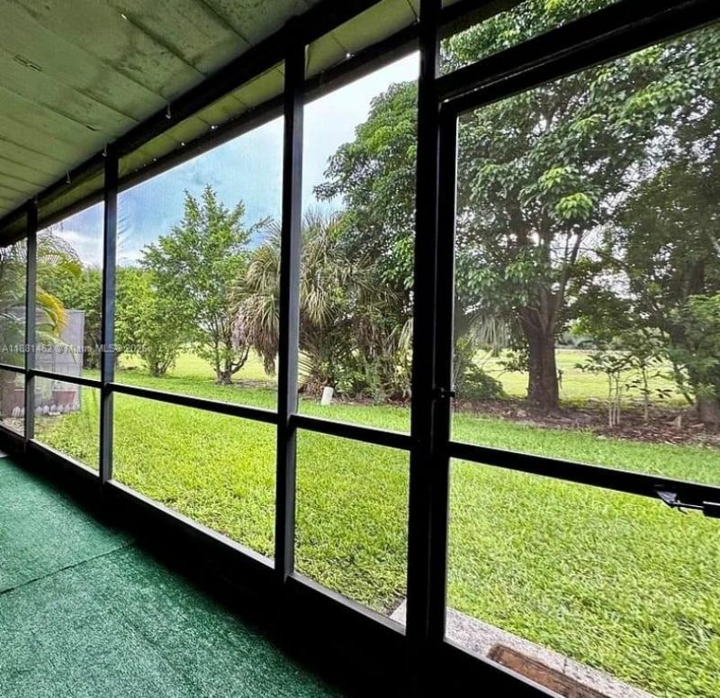 8105 Lagos De Campo Blvd, Unit J-2, Tamarac, FL 33321 Photo