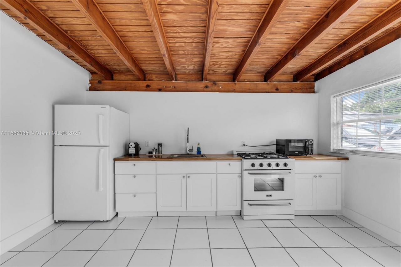 12750 SW 197th Ave, Miami, FL 33196 Photo