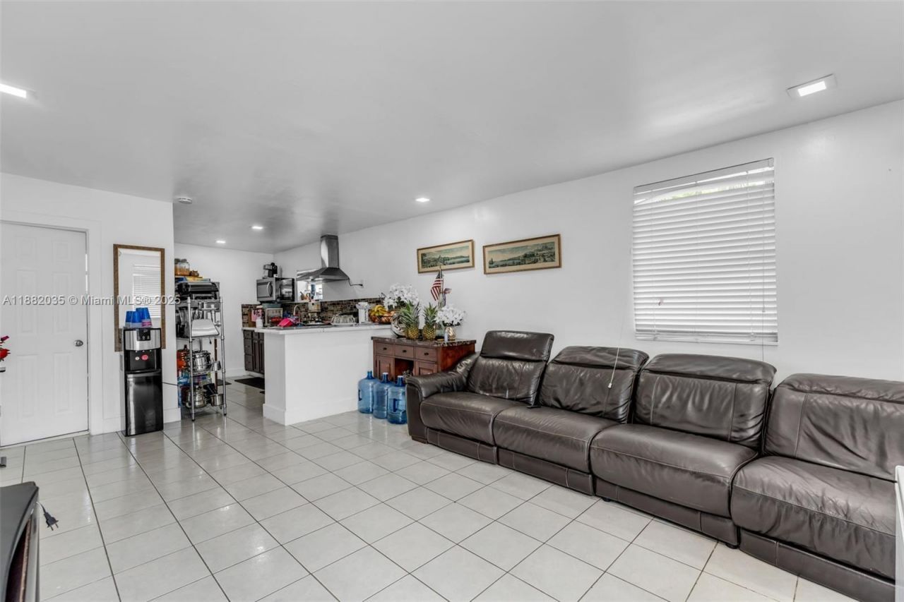 12750 SW 197th Ave, Miami, FL 33196 Photo