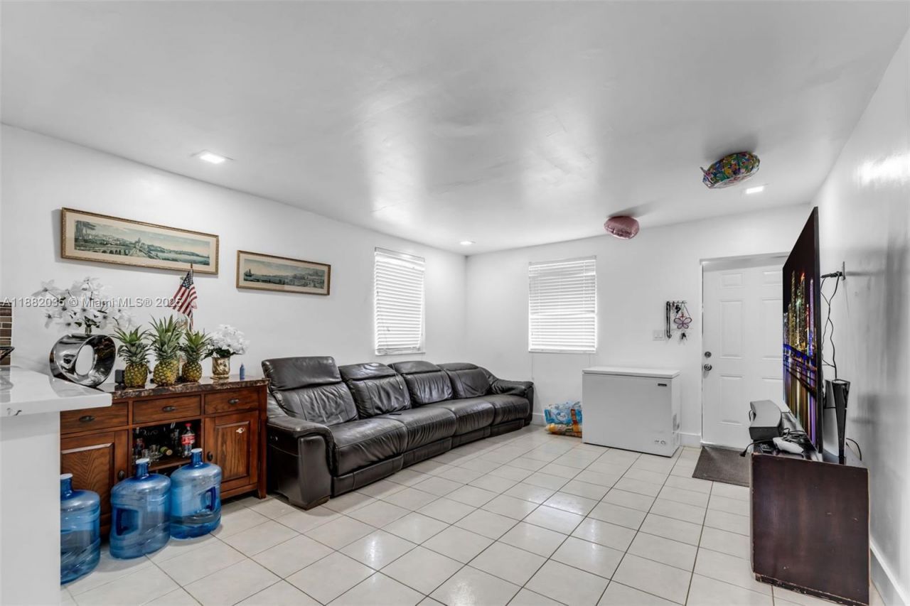 12750 SW 197th Ave, Miami, FL 33196 Photo