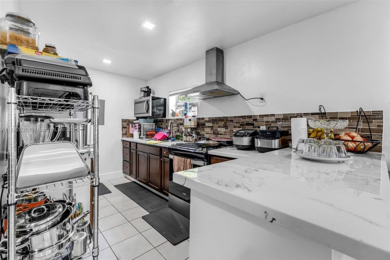 12750 SW 197th Ave, Miami, FL 33196 Photo