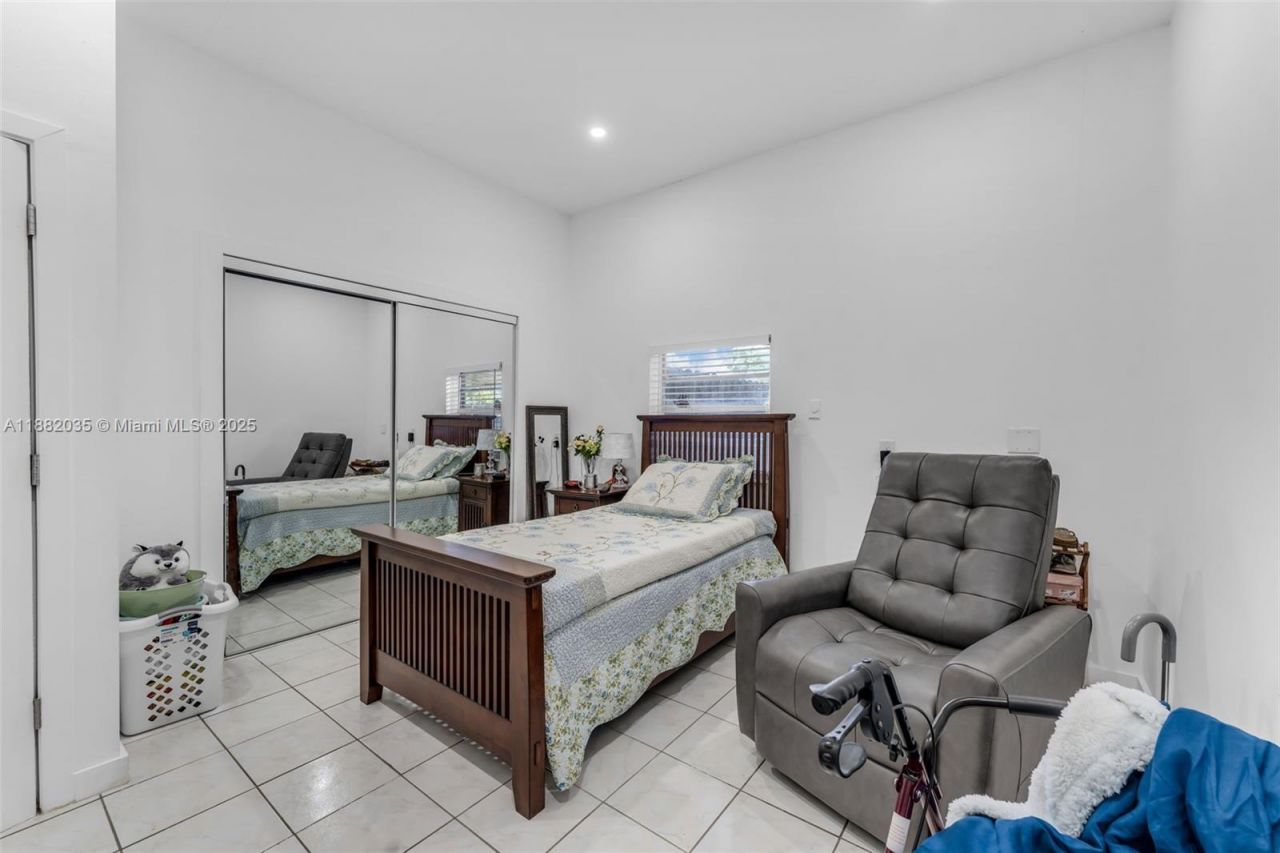 12750 SW 197th Ave, Miami, FL 33196 Photo