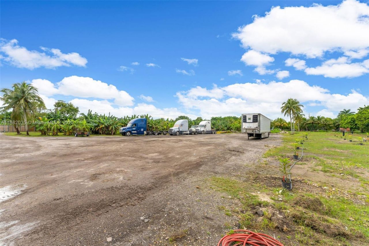 12750 SW 197th Ave, Miami, FL 33196 Photo