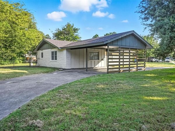 2251 Hartline Drive, Dallas, TX 75228