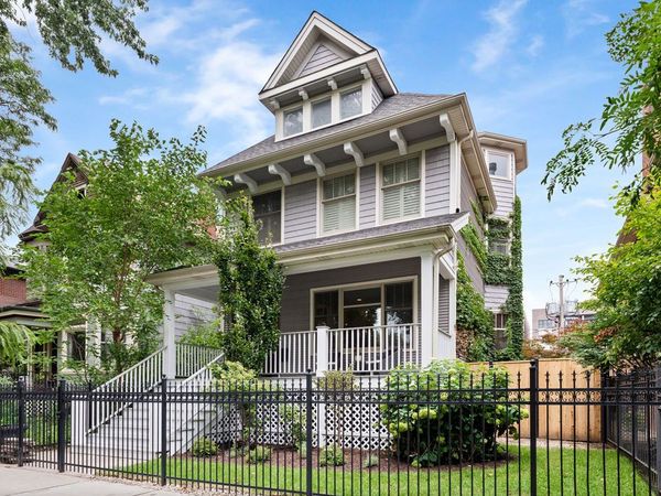 1828 W Larchmont Avenue, Chicago, IL 60613