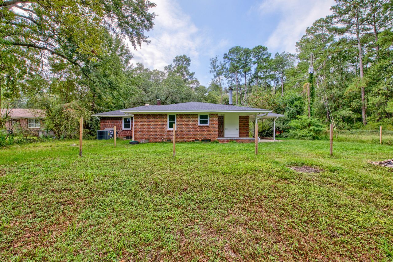 306 Peachtree Road Photo 12