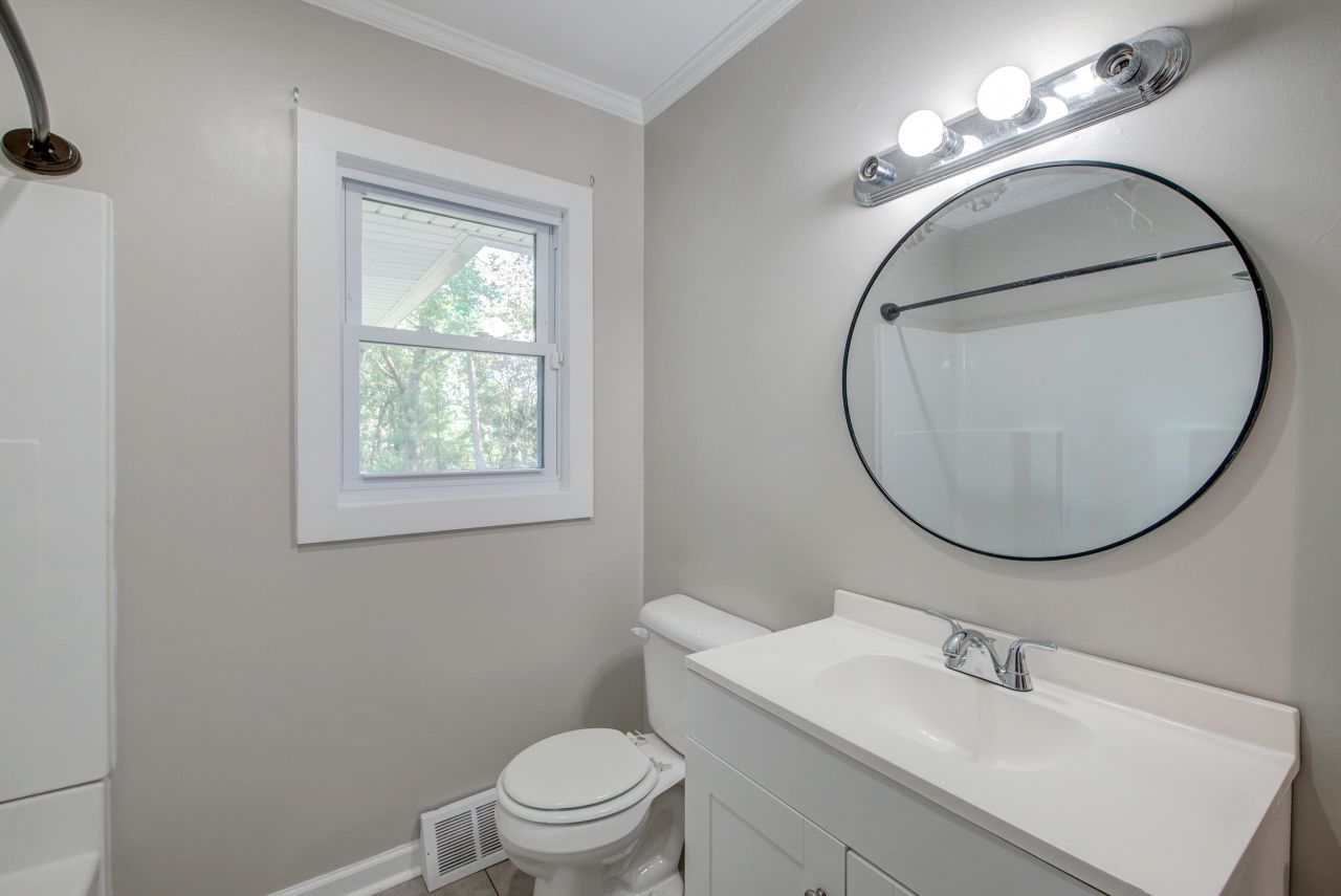 306 Peachtree Road Photo 20