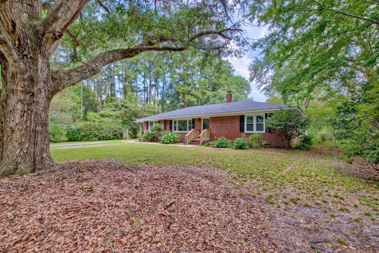 306 Peachtree Road Photo 29