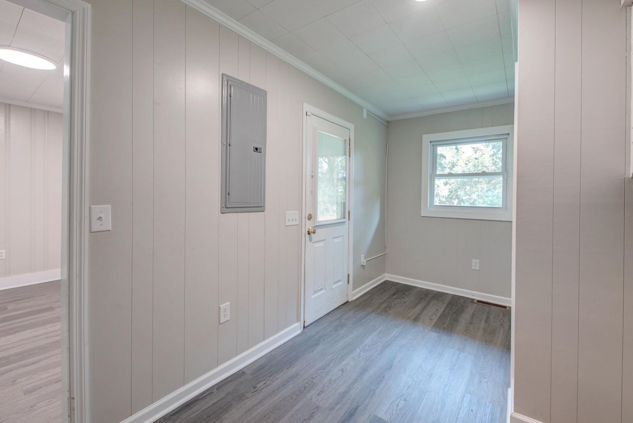 306 Peachtree Road Photo 42