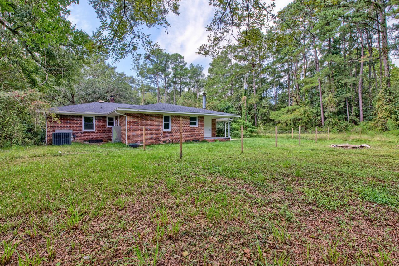 306 Peachtree Road Photo 46