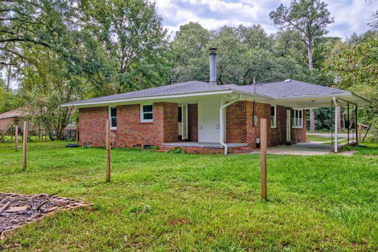 306 Peachtree Road Photo 49