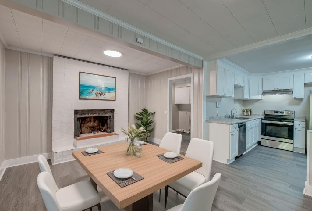 306 Peachtree Road Photo 5