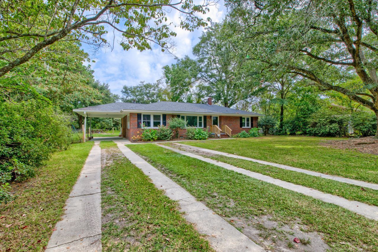 306 Peachtree Road Photo 50