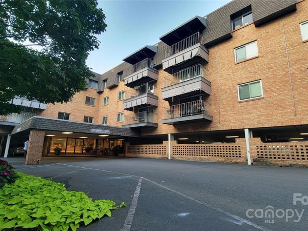 1323 Queens Road, Unit 320, Charlotte, NC 28207