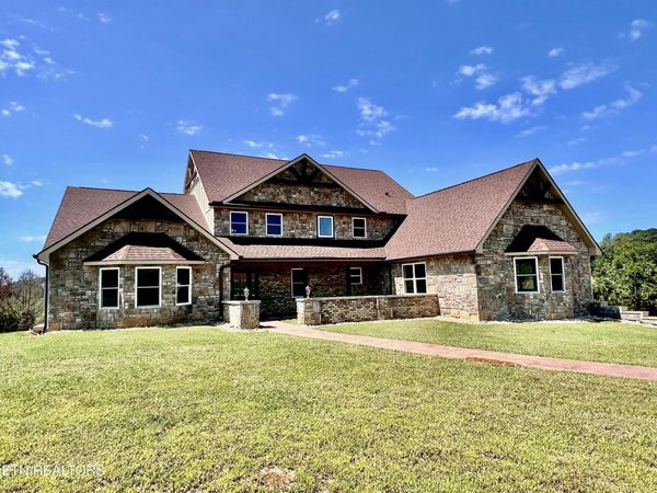 375 Belle Arden Drive, Greeneville, TN 37745