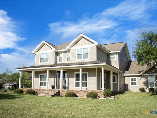 1572 County Road 134, Hallettsville, TX 77964