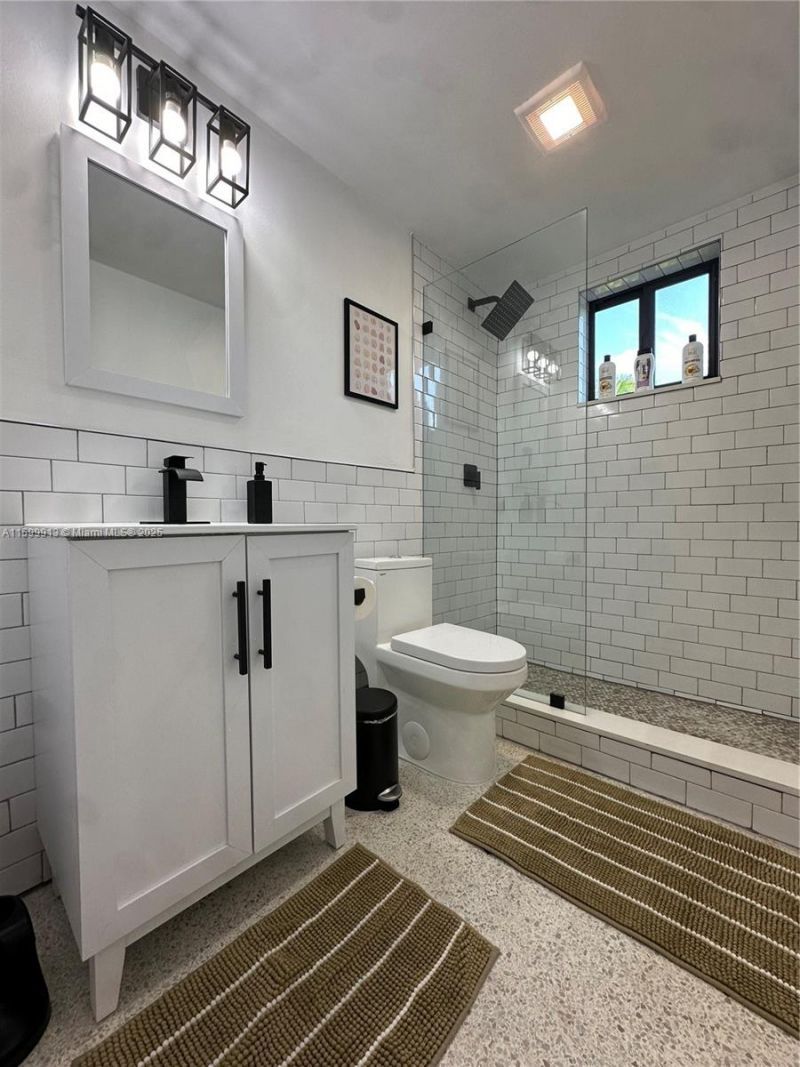 190 NW 69th St, Unit 7, Miami, FL 33150 Photo