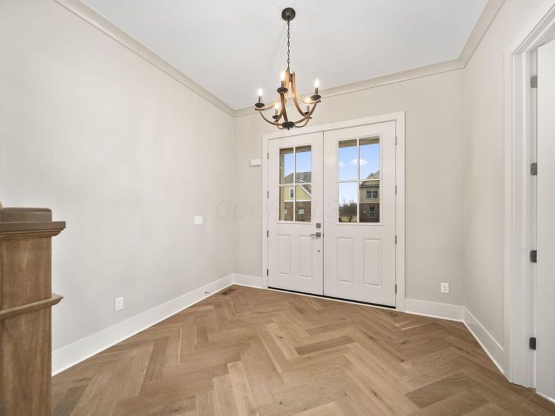 7029 Snowdrop Court, Dublin, OH 43016 Photo 2