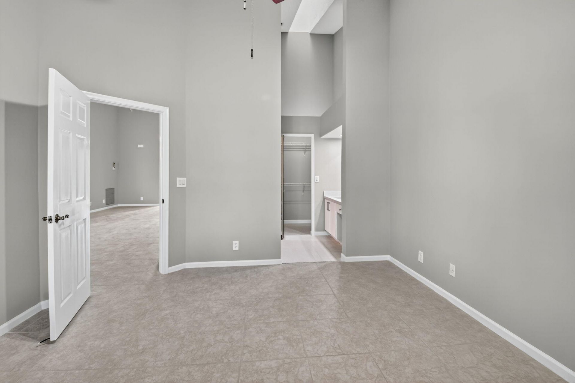 8041 Aberdeen Drive, Unit 202, Boynton Beach, FL 33472 Photo