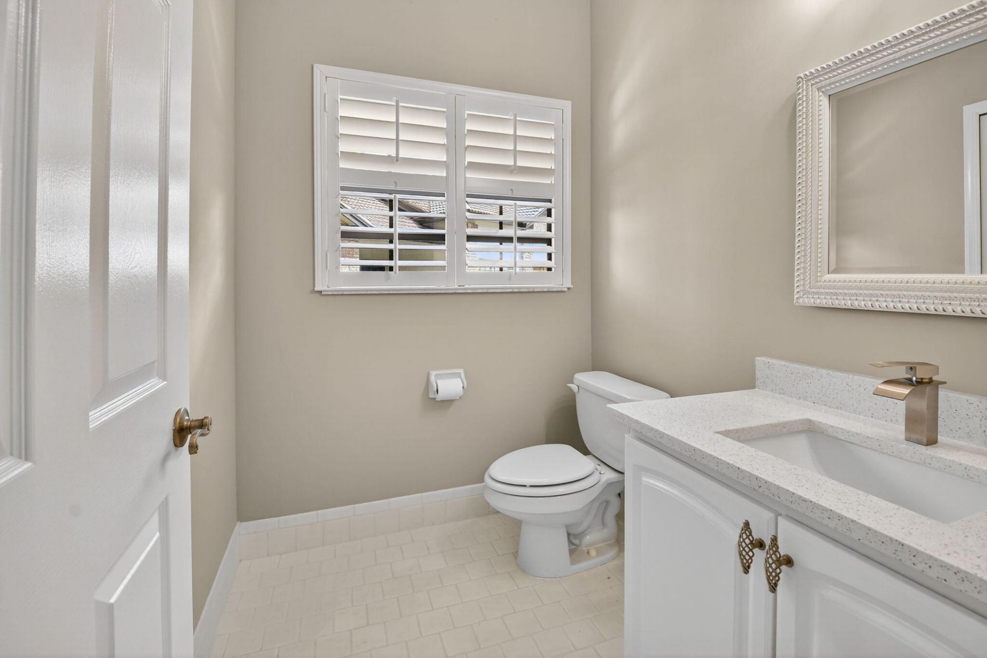 8041 Aberdeen Drive, Unit 202, Boynton Beach, FL 33472 Photo