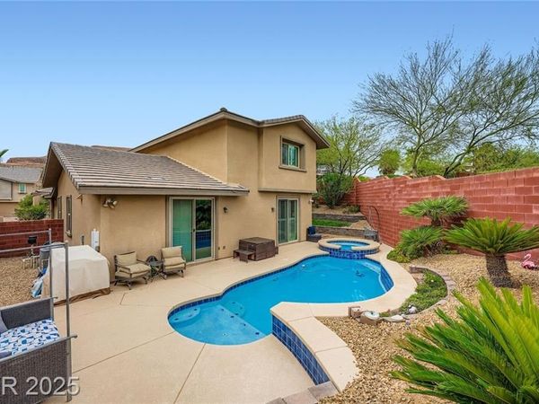 5568 Trilling Bird Drive, Las Vegas, NV 89135