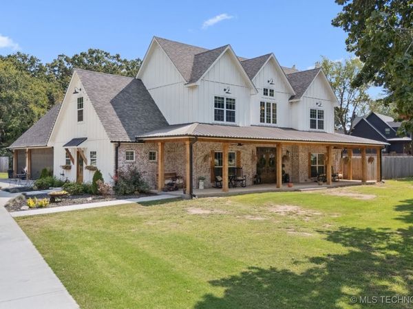 900 N 4389 Lane, Pryor, OK 74361